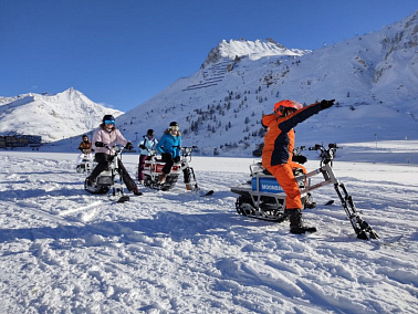 Сноубайк MoonBikes