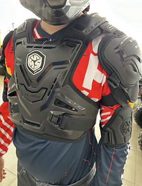 Мотозащита (черепаха) ACE BIKER XD4-96 цв. Черный р.4XL