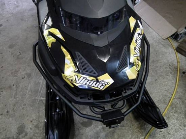 Бампер для снегохода STELS Viking в комплекте с защитой днища ЧЕРНЫЙ S800 8407004